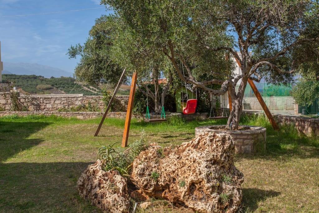 Olive Tree Farm 200M From The Beach Эпископи Экстерьер фото