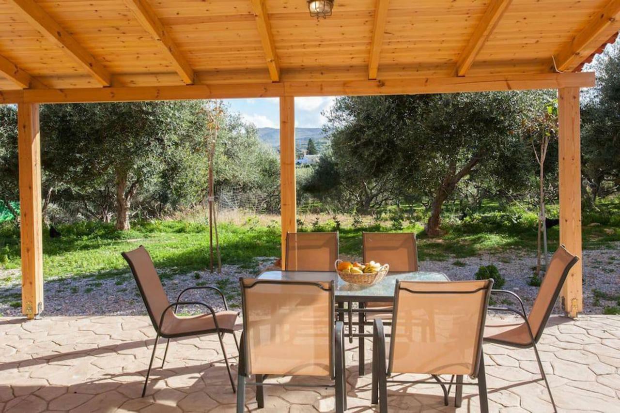 Olive Tree Farm 200M From The Beach Эпископи Экстерьер фото
